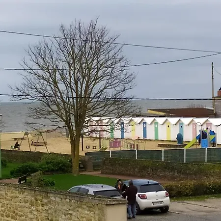 Liberation Classe 3 Etoiles Grandcamp-Maisy Exterior photo